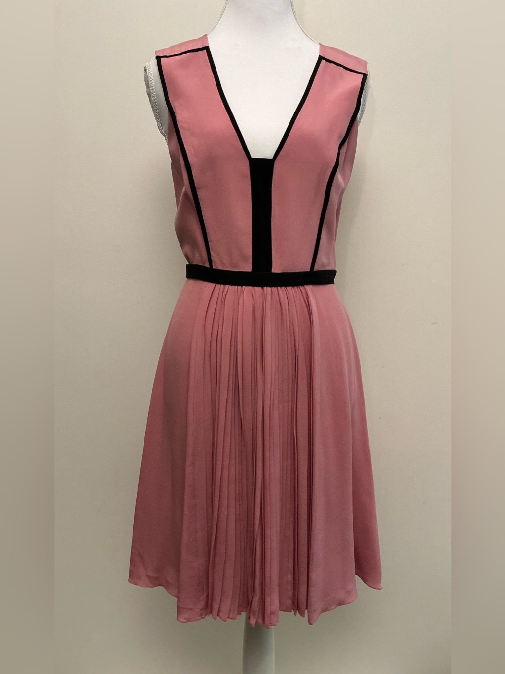 Victoria Beckham Sleeveless Pink Silk Dress.